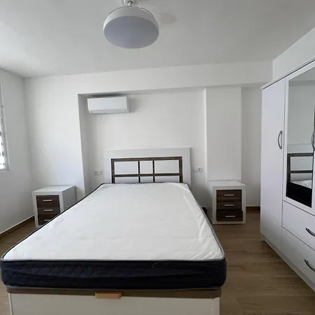 La Perla De Apartment *