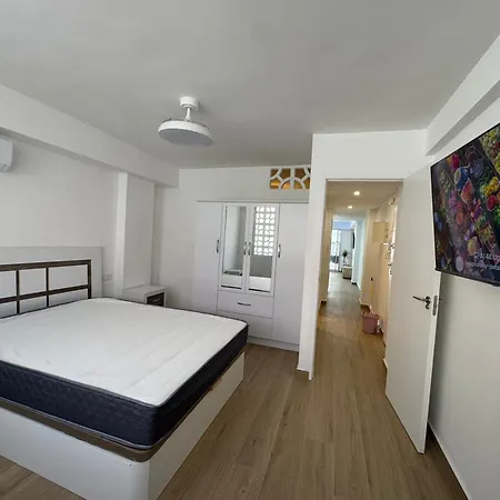 La Perla De Apartment *